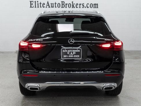 Used 2025 Mercedes-Benz GLA 250 4MATIC w/ Winter Package image 4