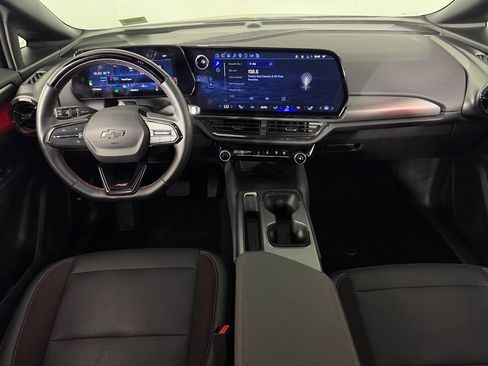 Used 2024 Chevrolet Equinox EV RS FWD image 13