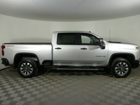 Used 2023 Chevrolet Silverado 2500 Custom w/ Custom Convenience Package AWD/4WD image 24