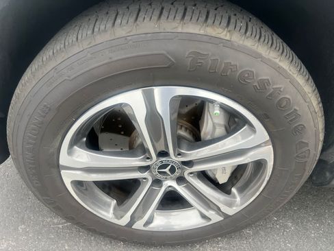 Used 2019 Mercedes-Benz GLC 350e 4MATIC image 12