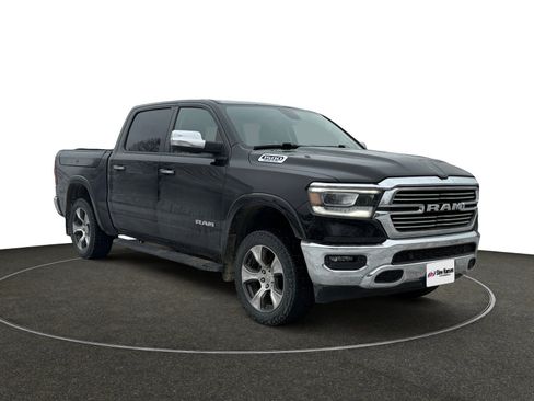 Used 2019 RAM 1500 Laramie image 9