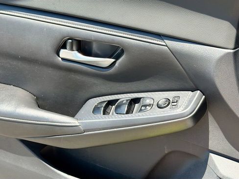 Used 2020 Nissan Sentra SV FWD image 15