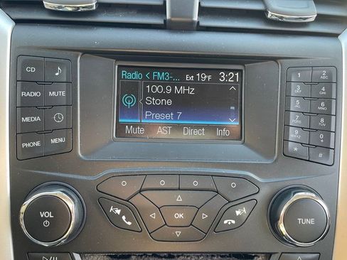 Used 2014 Ford Fusion S image 19