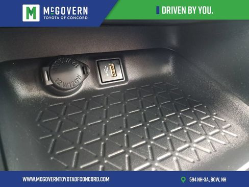 Used 2024 Toyota RAV4 XLE w/ Convenience Package AWD/4WD image 36
