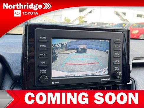 Used 2021 Toyota RAV4 LE FWD image 9