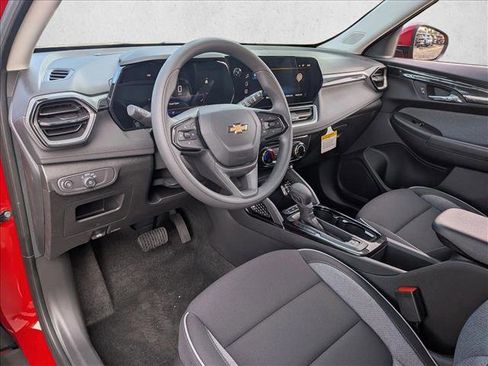 New 2026 Chevrolet TrailBlazer LT w/ Driver Confidence Package image 3