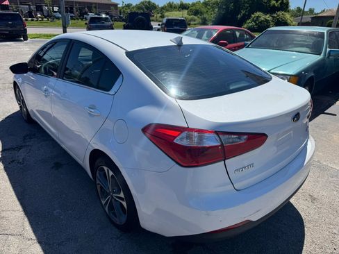 Used 2016 Kia Forte EX FWD image 5