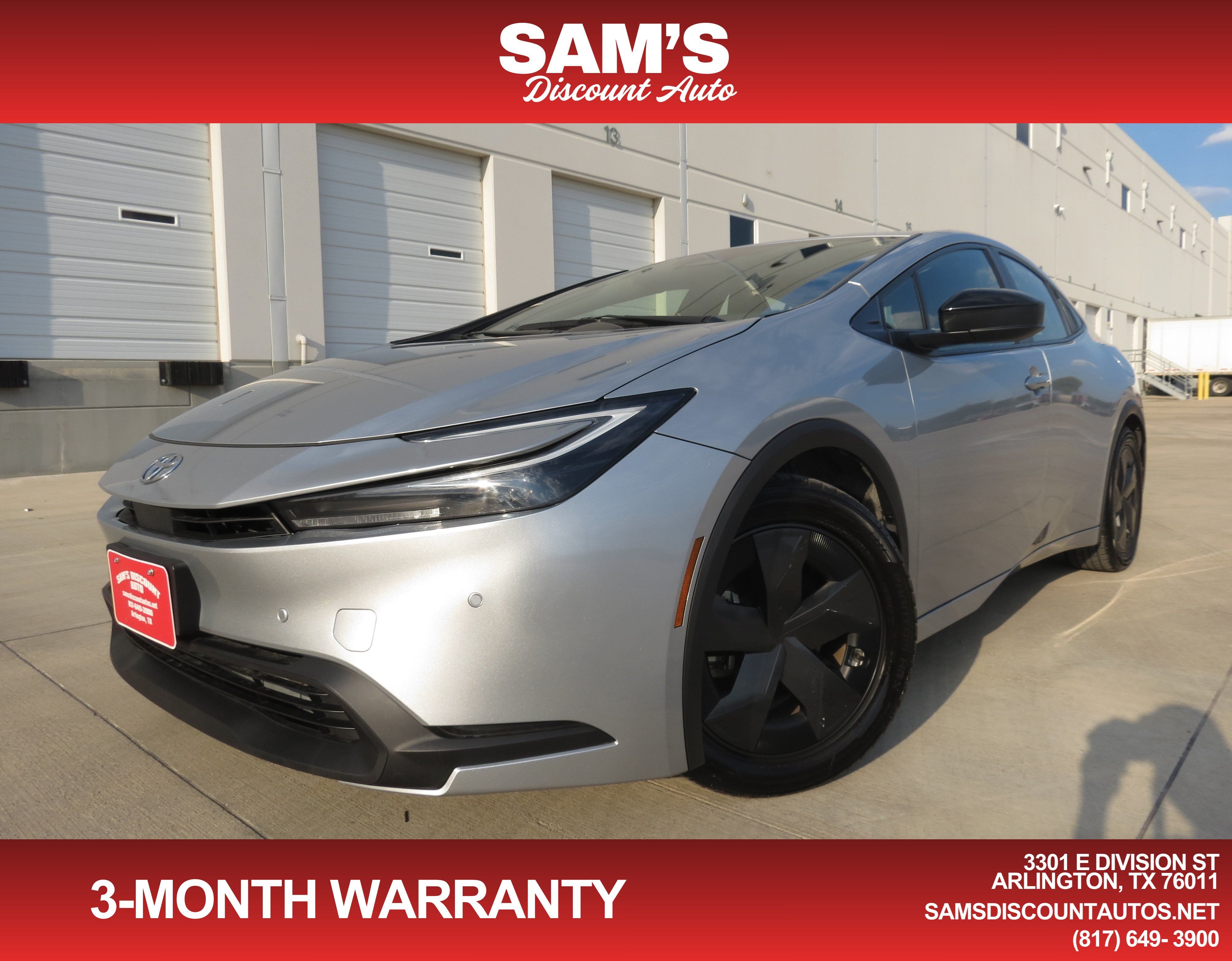 Used 2023 Toyota Prius LE FWD image 1