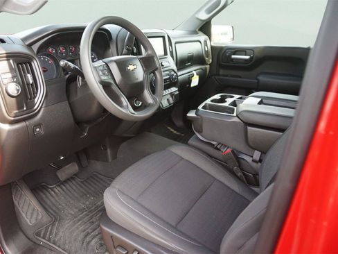 Used 2022 Chevrolet Silverado 1500 Custom RWD image 8