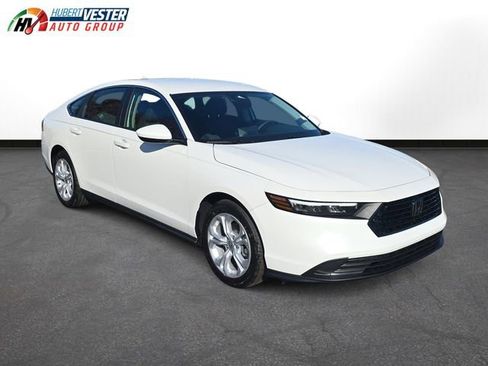 New 2025 Honda Accord LX image 4