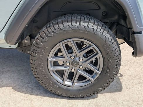 Used 2024 Jeep Wrangler Sport S image 8