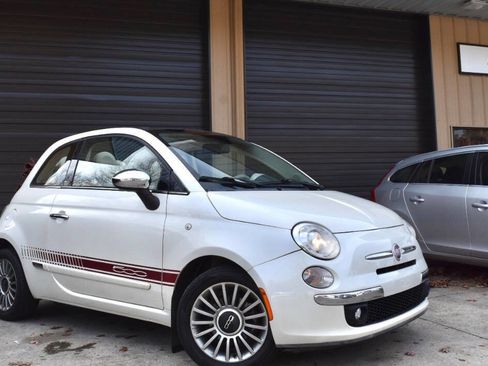 Used 2015 FIAT 500 Lounge w/ Luxury Leather Package image 2
