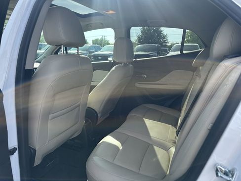 Used 2019 Buick Encore Essence w/ Experience Buick Package FWD image 11