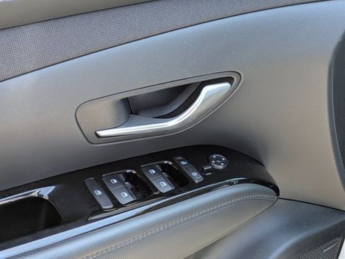 Used 2023 Hyundai Tucson Limited AWD/4WD image 8