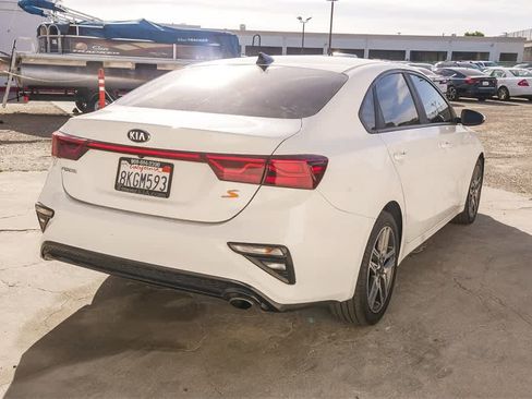 Used 2019 Kia Forte S image 9