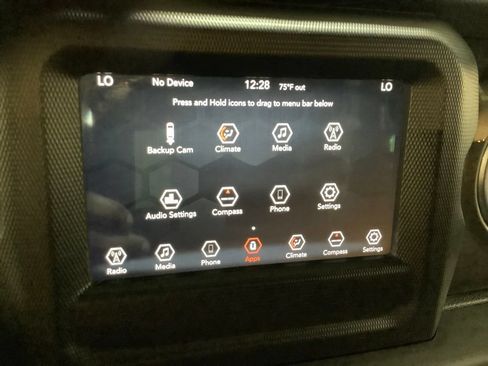 Certified 2019 Jeep Wrangler Unlimited Sahara AWD/4WD image 38