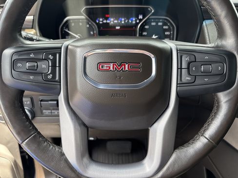 Used 2021 GMC Yukon SLT w/ SLT Luxury Package AWD/4WD image 10
