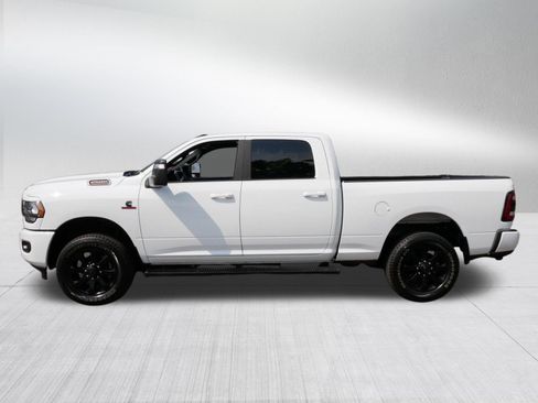 Used 2024 RAM 2500 Big Horn w/ Night Edition AWD/4WD image 4