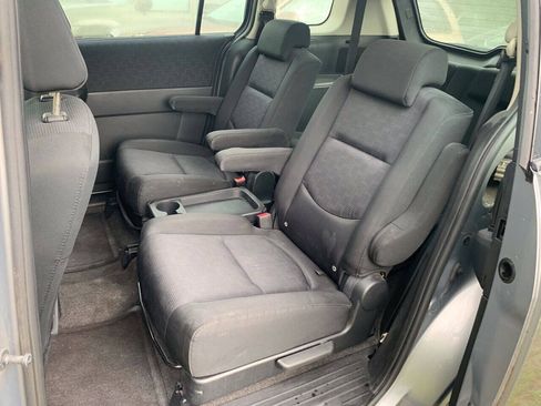 Used 2010 MAZDA MAZDA5 Sport w/ Popular Equipment Pkg FWD image 8