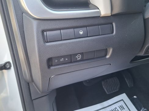 Certified 2023 Nissan Rogue SV image 10