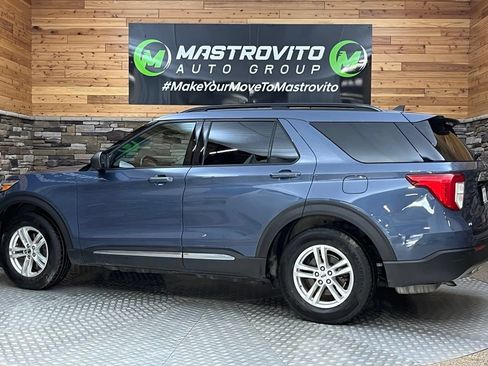 Used 2021 Ford Explorer XLT w/ Equipment Group 202A AWD/4WD image 17