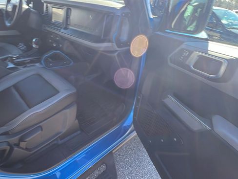 Used 2023 Ford Bronco Black Diamond image 19