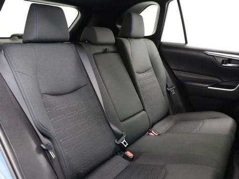 Used 2022 Toyota RAV4 SE w/ Convenience Package image 29