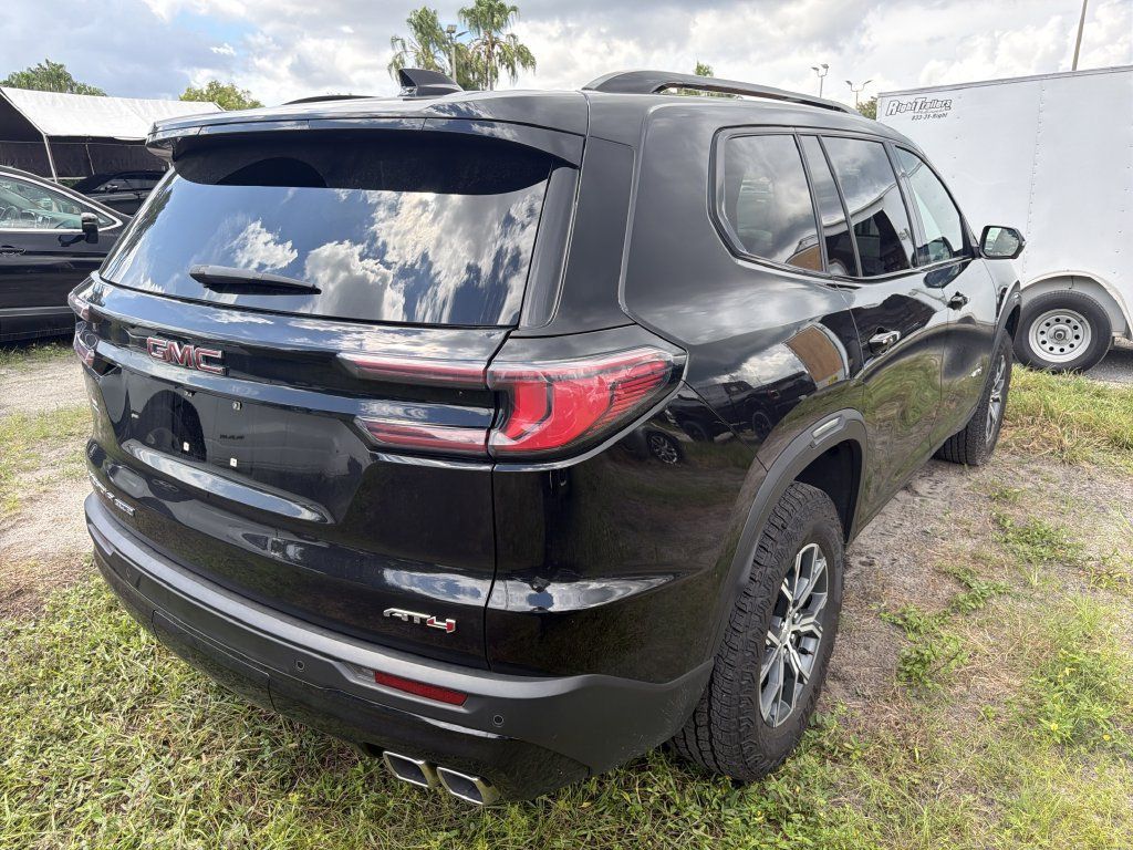 Used 2025 GMC Acadia AT4 AWD/4WD image 6