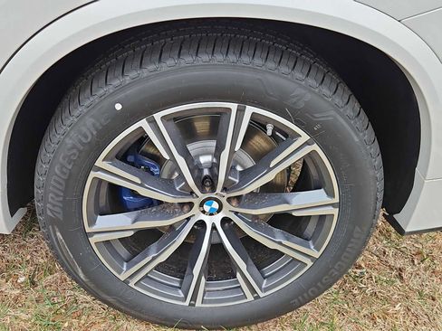 Used 2026 BMW X5 M60i AWD/4WD image 13