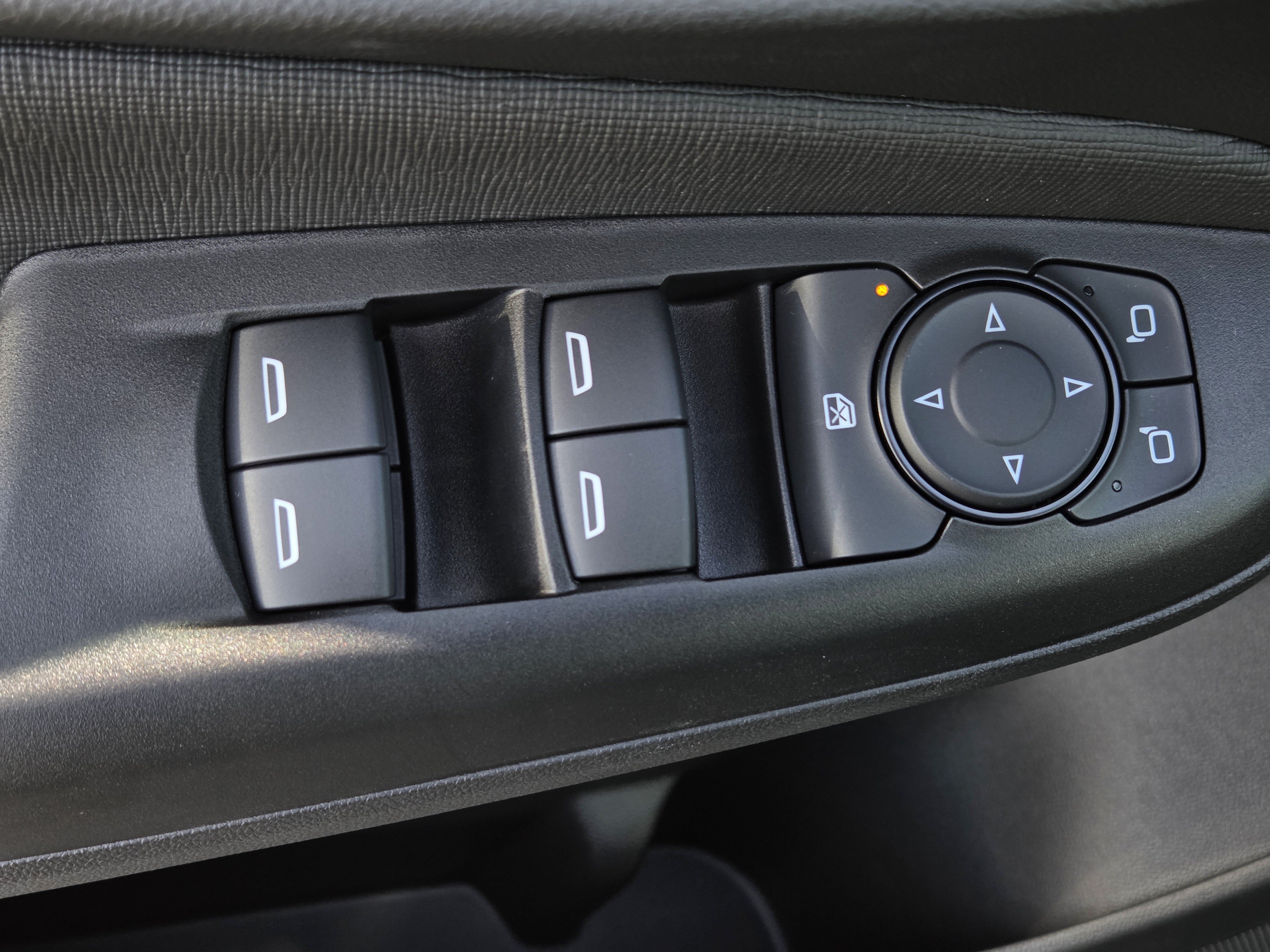 New 2026 Buick Envista Sport Touring w/ Convenience I Package FWD image 18