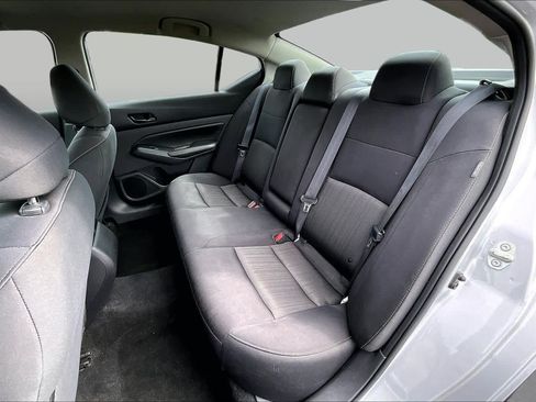Used 2024 Nissan Altima 2.5 SV FWD image 20