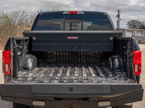 Used 2020 Ford F150 Lariat image 24