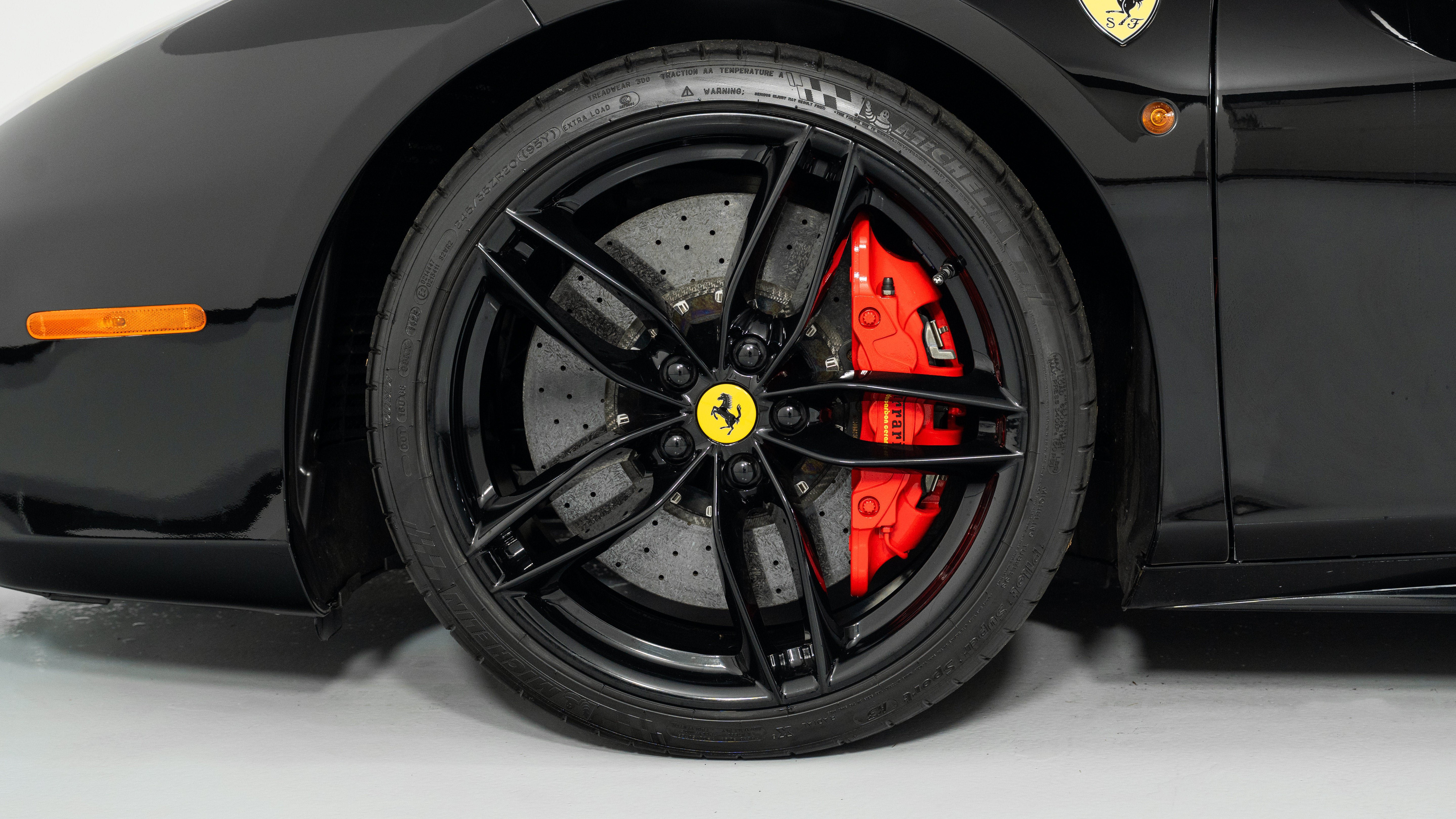 Certified 2018 Ferrari 488 GTB RWD image 9