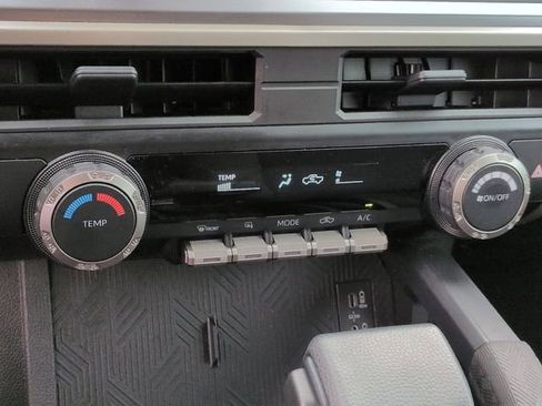 Used 2024 Toyota Tacoma SR5 AWD/4WD image 23