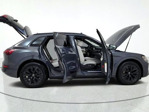 Used 2024 Audi Q8 e-tron Prestige w/ Prestige Package AWD/4WD image 20