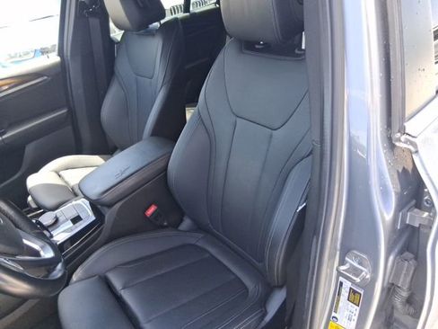 Used 2023 BMW X3 sDrive30i w/ Convenience Package w/ZPA RWD image 9