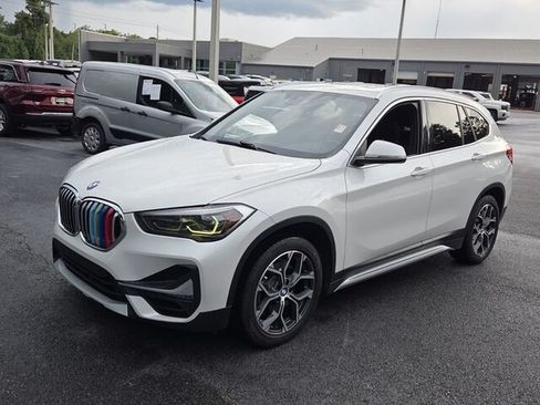Used 2020 BMW X1 xDrive28i w/ Convenience Package AWD/4WD image 3