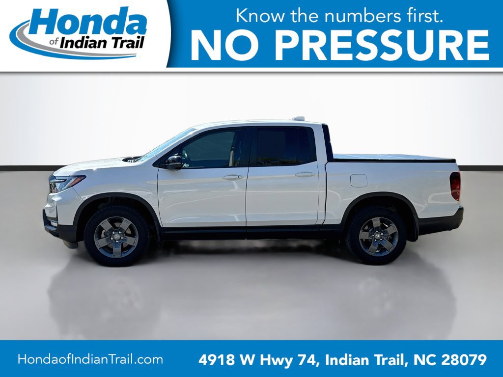 Used 2025 Honda Ridgeline TrailSport image 4