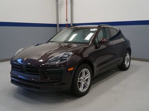 Certified 2026 Porsche Macan Turbo AWD/4WD image 1