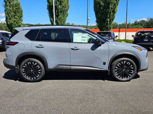 New 2026 Nissan Rogue Dark Armor AWD/4WD image 4