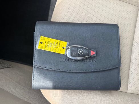 Used 2013 Mercedes-Benz C 300 4MATIC Sedan image 36