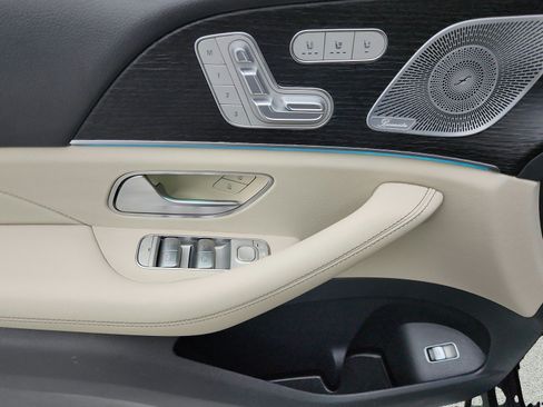 Certified 2020 Mercedes-Benz GLS 450 4MATIC image 20