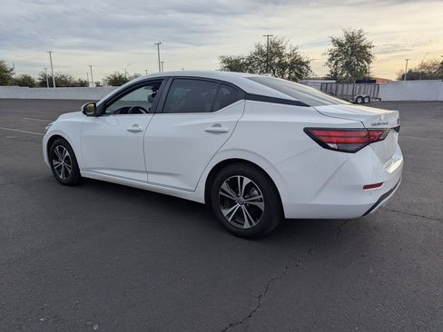 Certified 2022 Nissan Sentra SV image 4