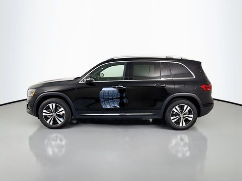 Used 2025 Mercedes-Benz GLB 250 GLB 250 image 2