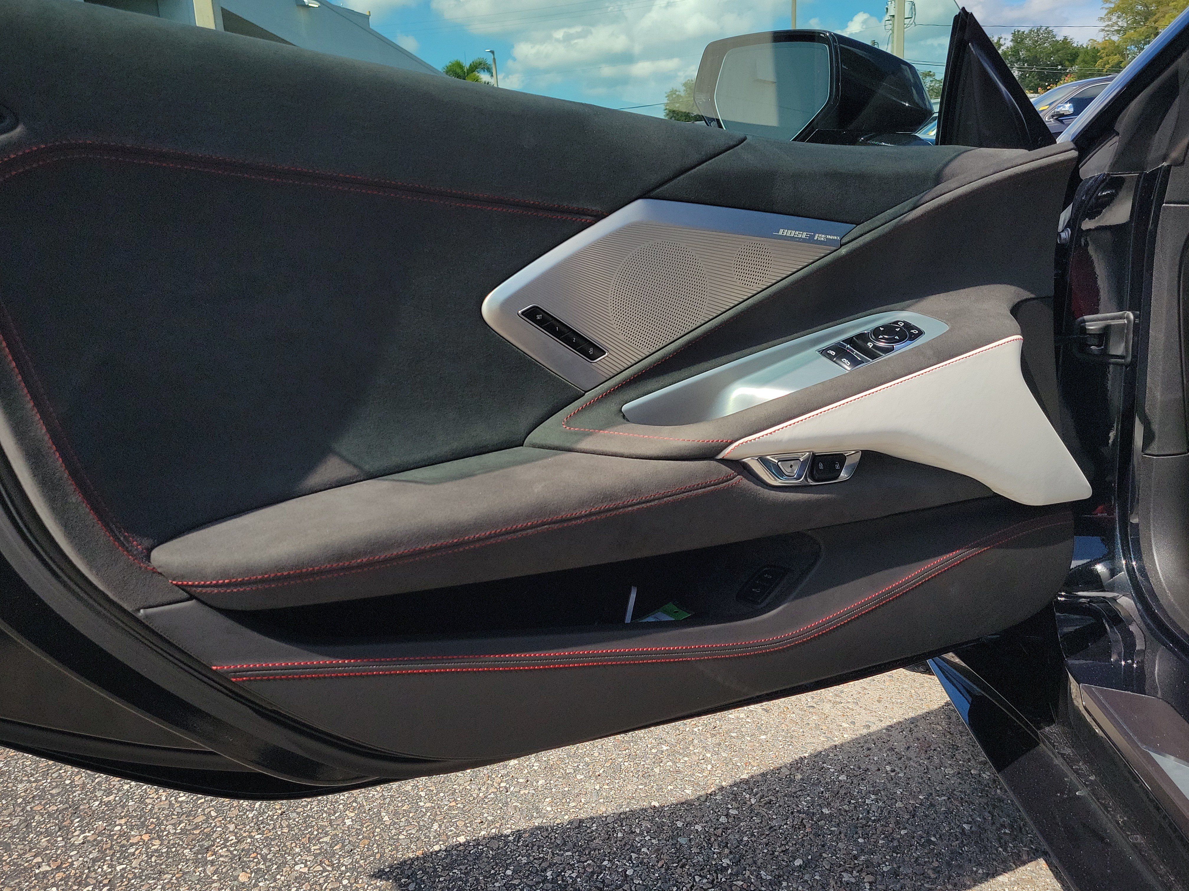 Used 2023 Chevrolet Corvette Stingray Premium Cpe RWD image 10