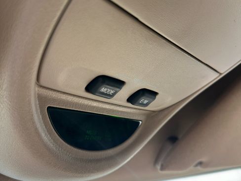 Used 2004 Ford F250 Lariat image 38