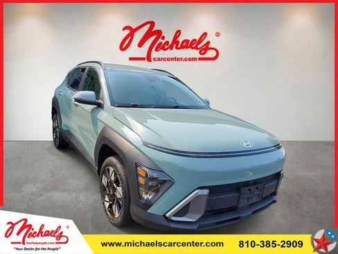 Used 2025 Hyundai Kona SEL AWD/4WD image 1
