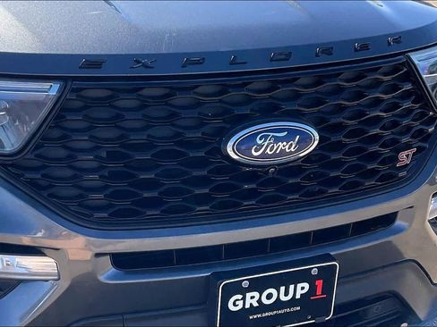 Used 2020 Ford Explorer ST image 28