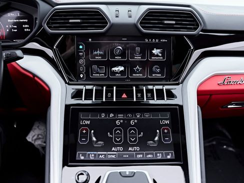 Used 2023 Lamborghini Urus S AWD/4WD image 80