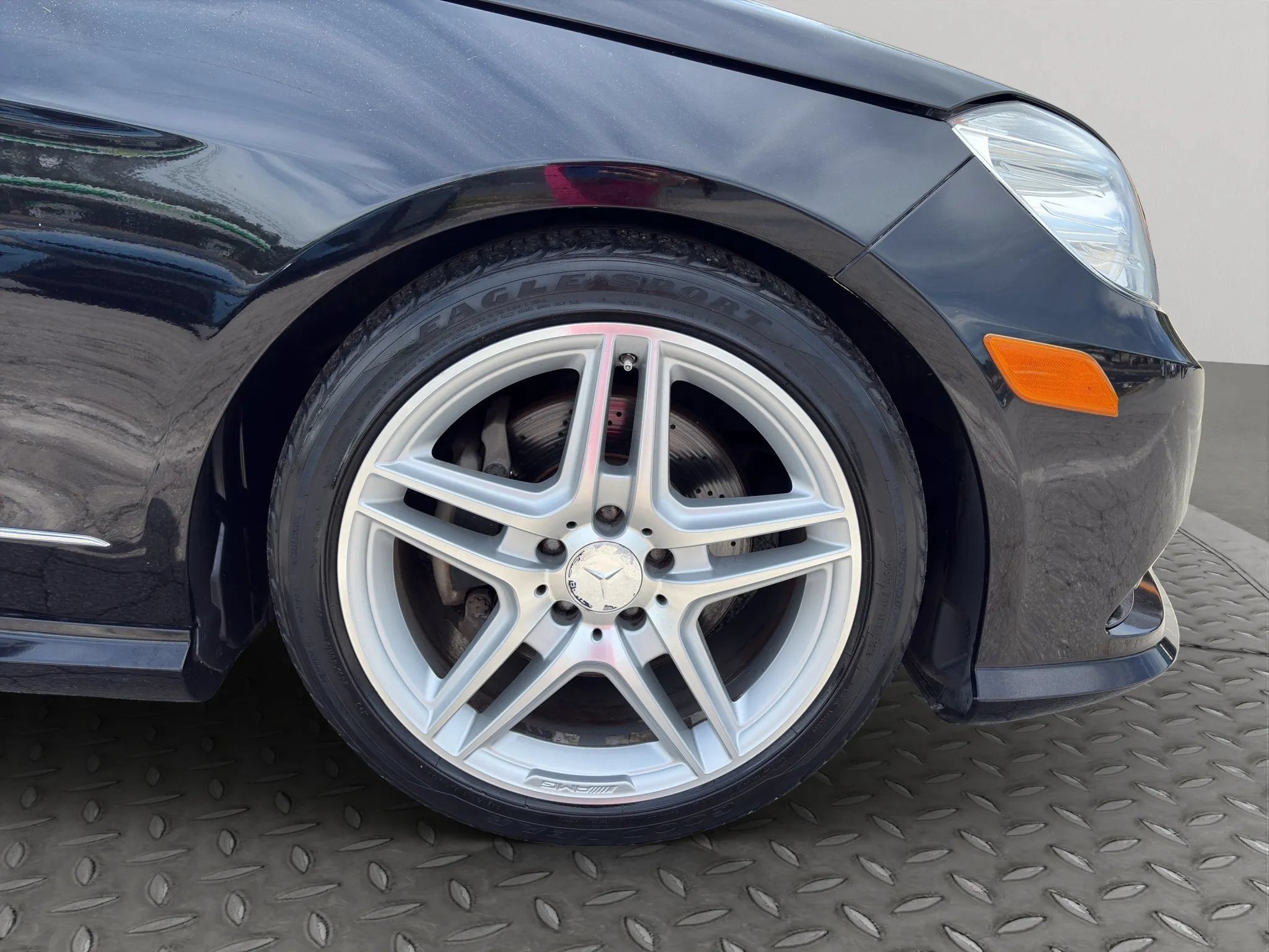Used 2011 Mercedes-Benz E 350 Sedan image 30